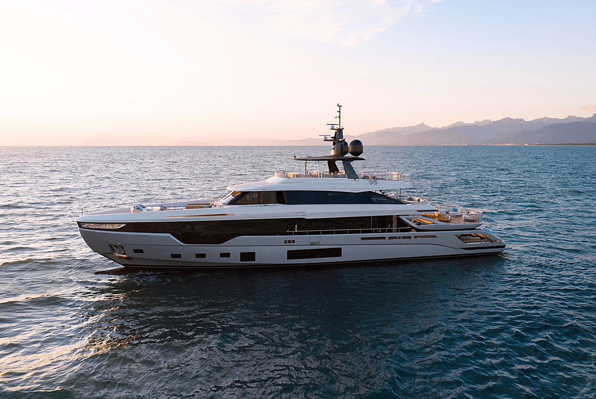 Azimut Grande Trideck flagship motor yacht at sea